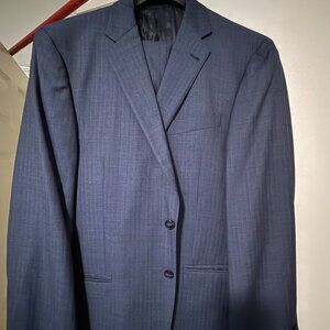 New with Tag Reserve Collection 41R with Pants - Medium Blue Patterened